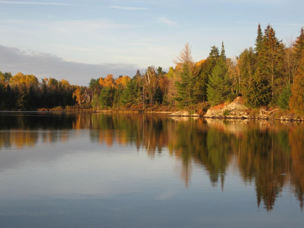 Lang Lake Resort Espanola Exteriér fotografie